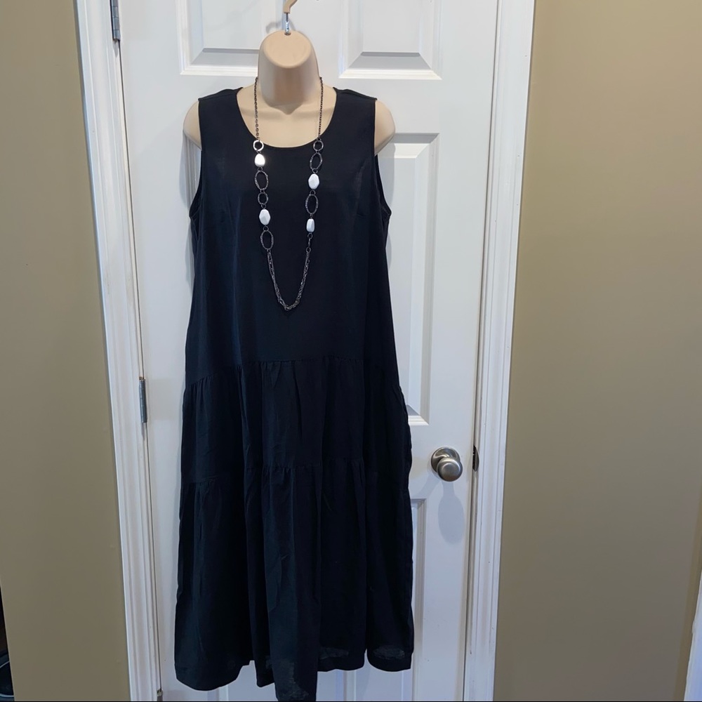 UMGEE Sleeveless Tier Maxi Dress with Keyhole Back
